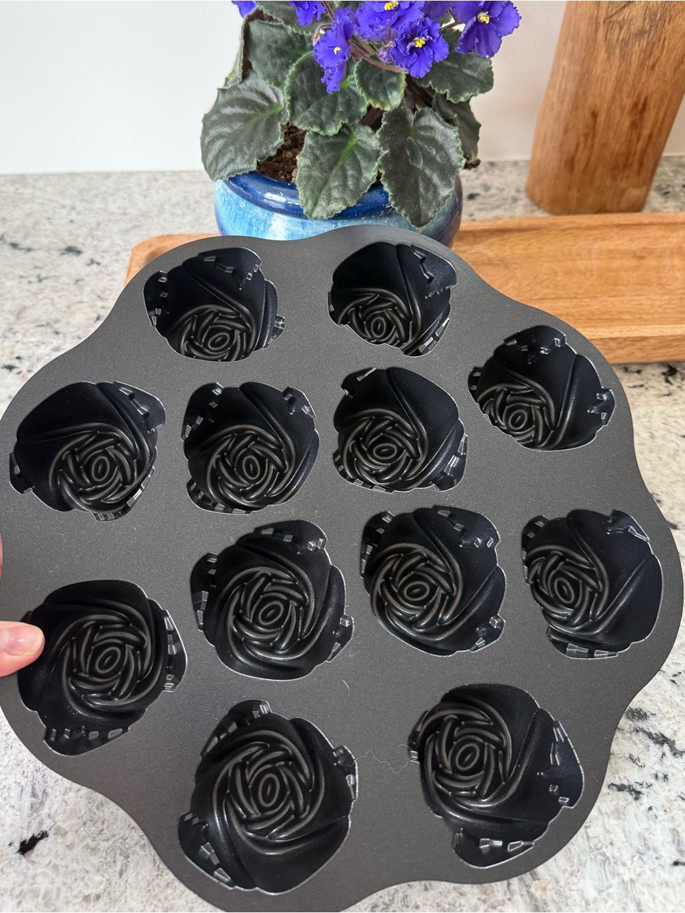 Nordic Ware Rose Bundtlette Pan
